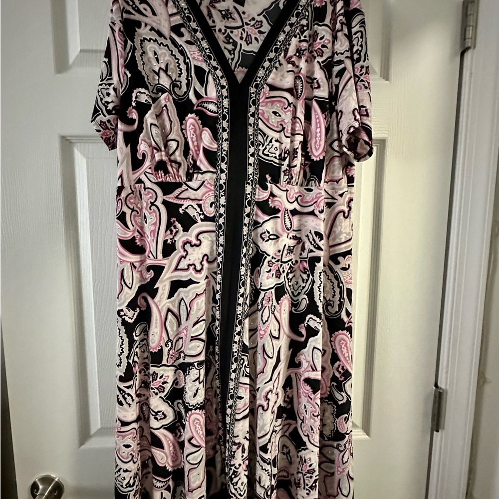 INC International Concepts Pink and Black Paisley Dress 1X scattered sparkles